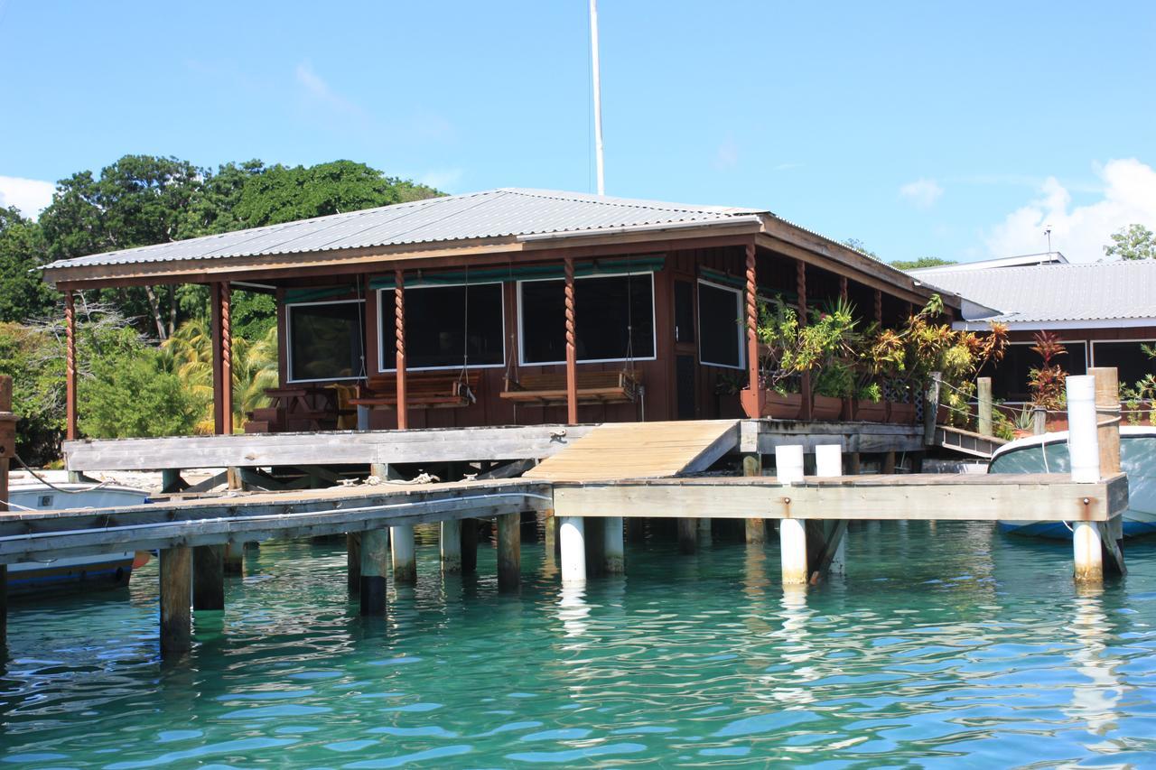 Utila Lodge Esterno foto